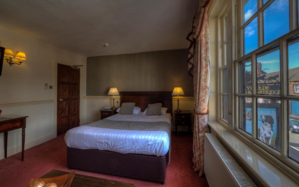 Dog & Partridge By Chef & Brewer Collection Otel Tutbury Oda fotoğraf